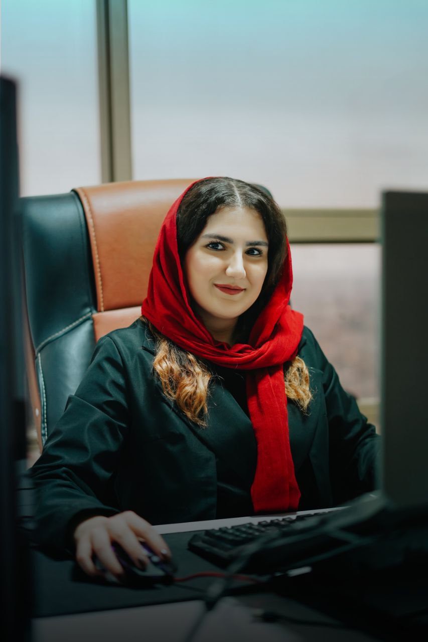 ماریا محمدی - طراح سایت 